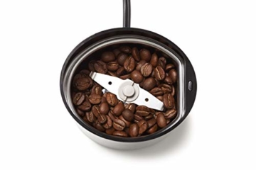 Krups F20342 Kaffeemühle und Gewürzmühle in Einem | Leistungsstarker Motor | Mahlgrad variabel | 75g Füllmenge | Schlagmesser aus Edelstahl | Sicherheitsdeckel | Anti-Rutsch-Füße | Schwarz - 5